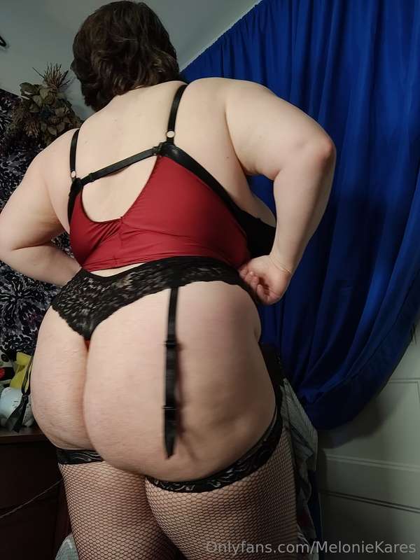 Spank my big butt, daaddy 💕I didn't have electricity for a f..