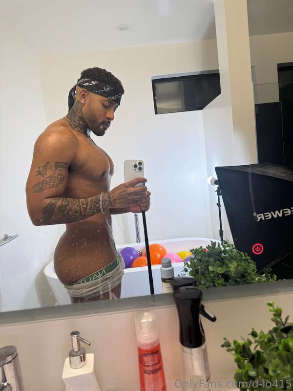 Am I your type? I know i am 😏😈