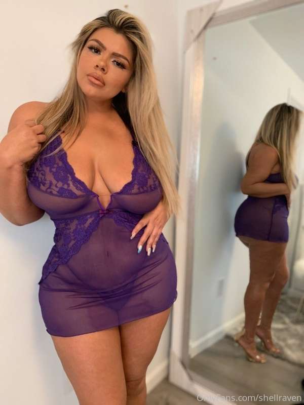 Where do your eyes go? 👀🤤😈