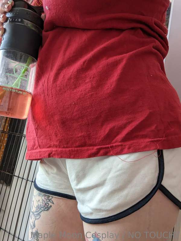 The literal cutest shorts ever, AND my butt hangs out the ba..