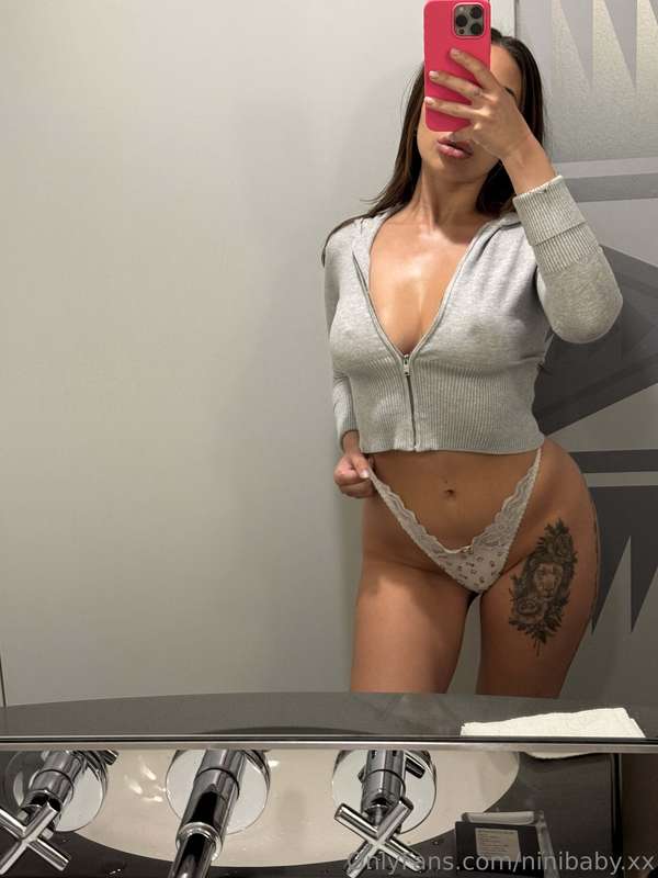 Sweaty morning 🍒💦