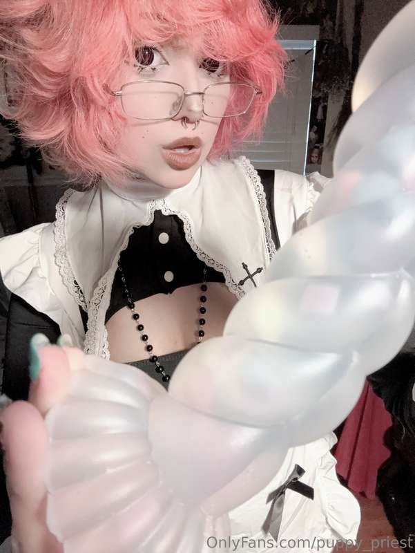 puppy_priest