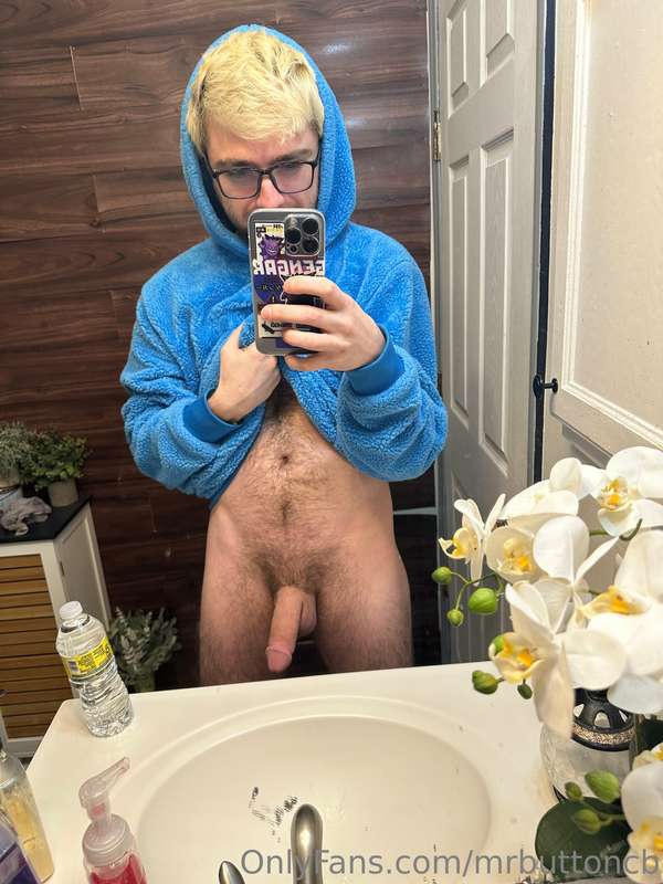 mrbuttoncb image #1