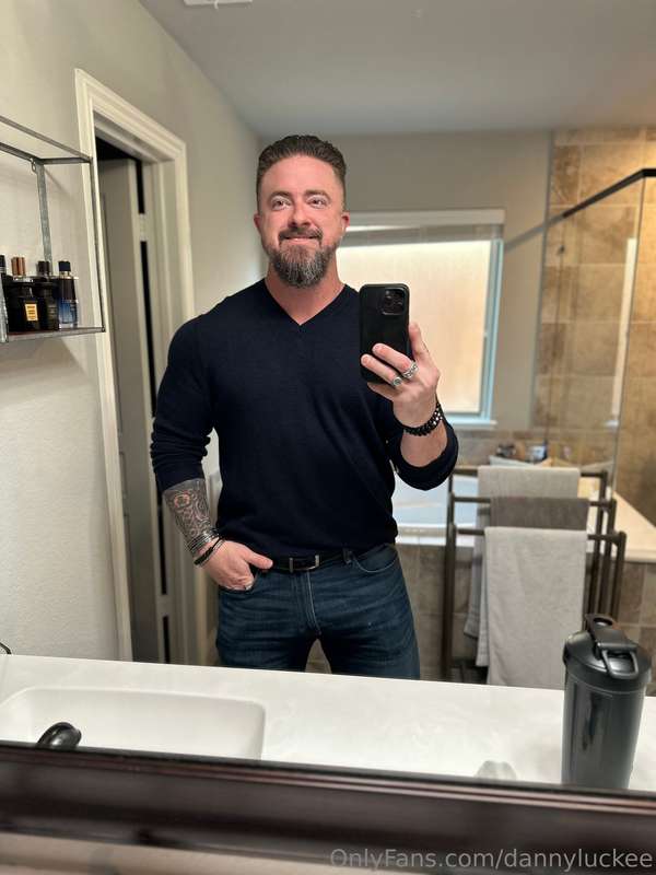 Headed to Atlanta today for the @thehotwifetour 

Got told I..