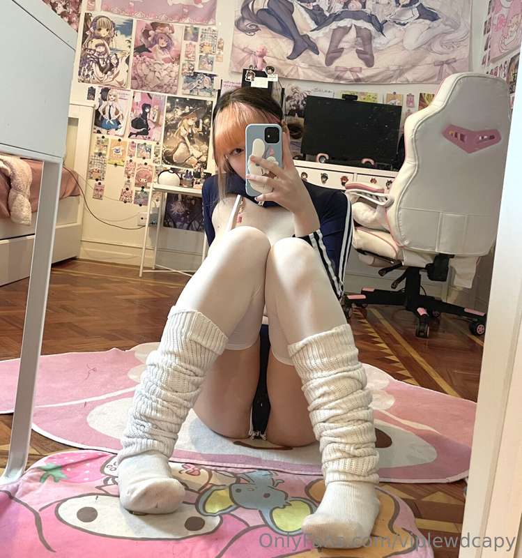 i promise to be super active here this month >< a lot has ha..