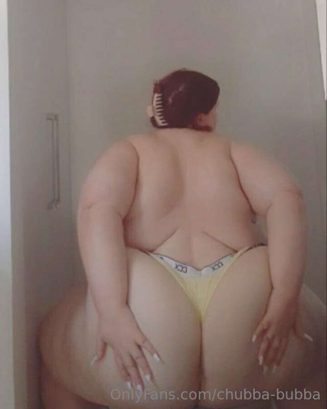 Bite me 🍑