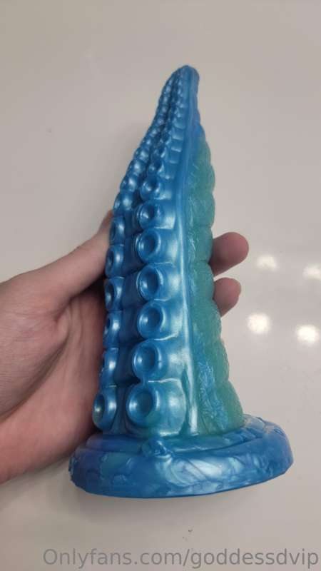 I was gifted my first fantasy dildo, the blue/green tentacle..