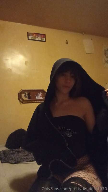imprettydeadgirl