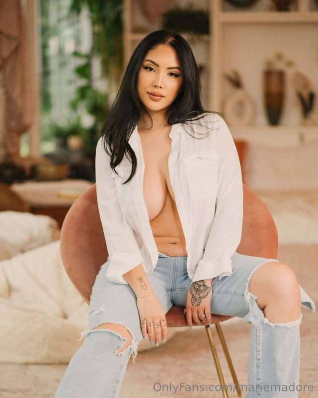 What do you want to see me do next? I’m filming today 😈😈