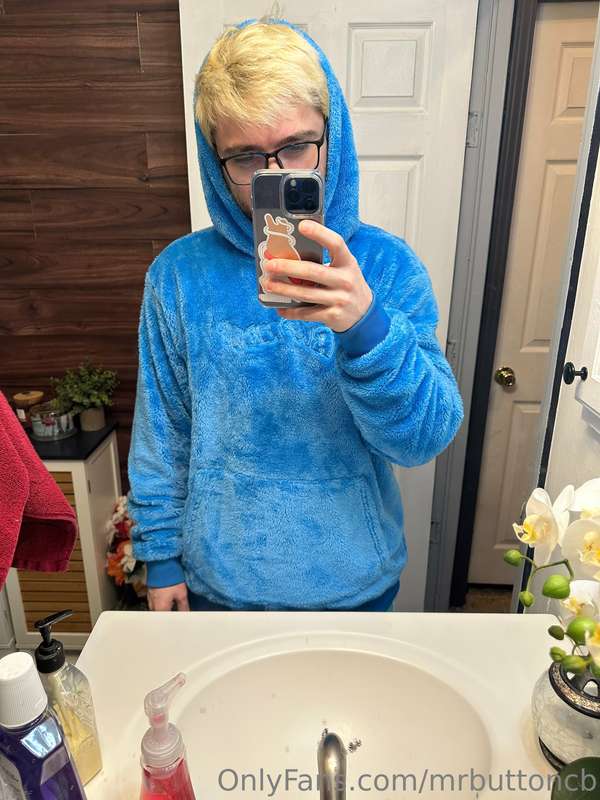 Obsessed with my new hoodie