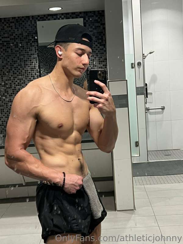 athleticjohnny