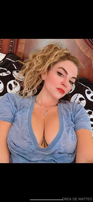 Good morning 👽💋