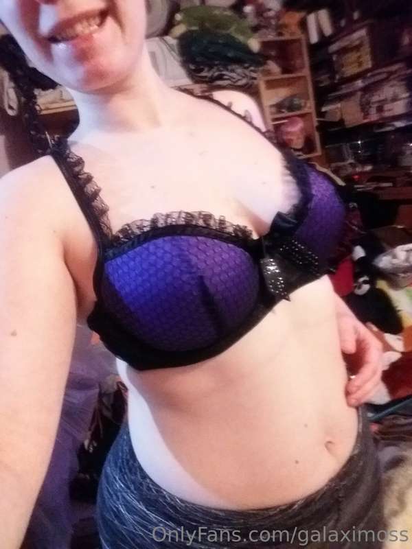 Got two new bras! Purple makes me feel like a villian and pi..