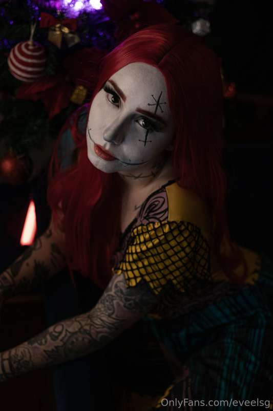 Nightmare Before Christmas 

full set in your Message Box NO..