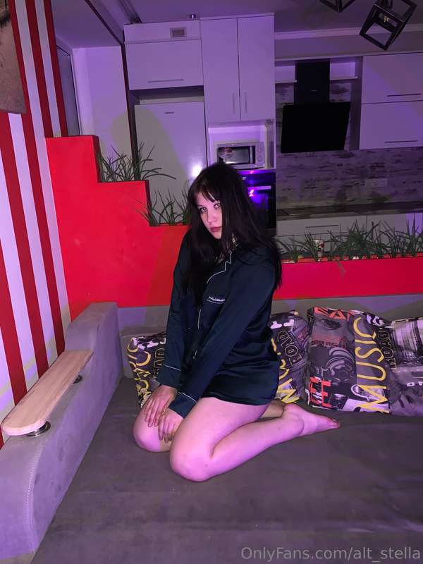 alt_stela
