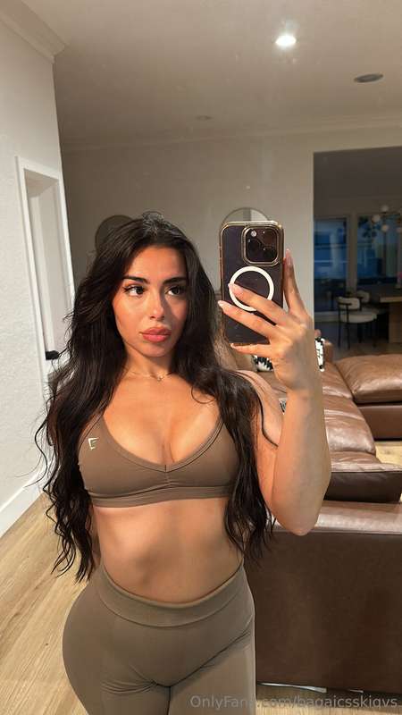 Pretty in brown 🤎