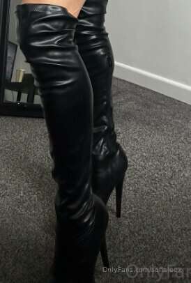 Can I walk all over you? 🤭