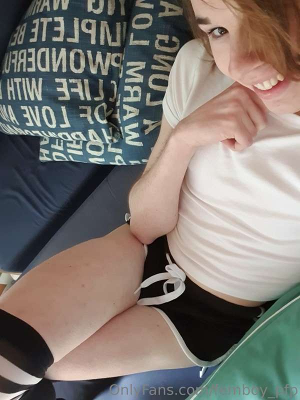 femboy_pfp image #6