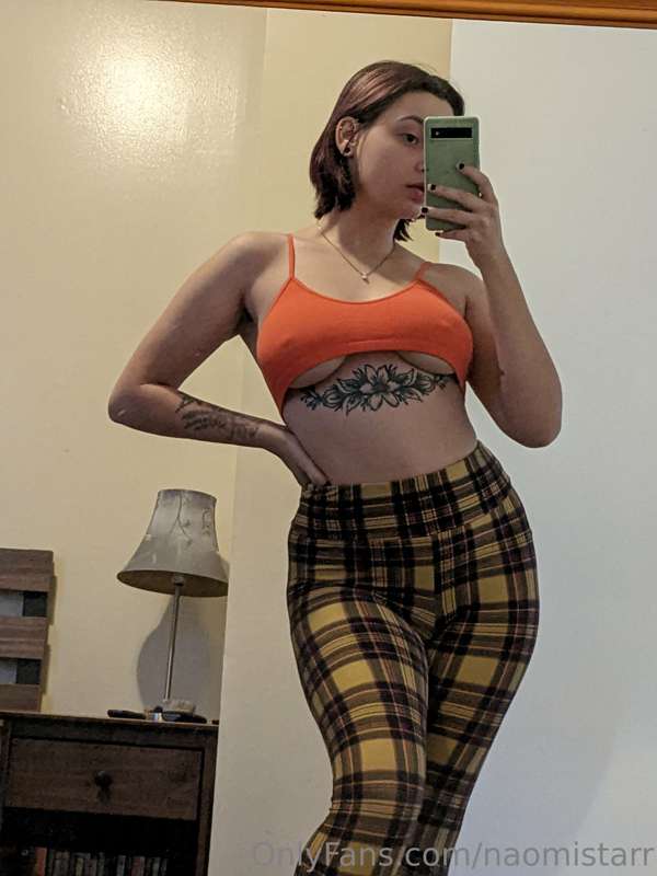 naomistarr