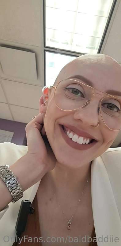 baldbaddiie