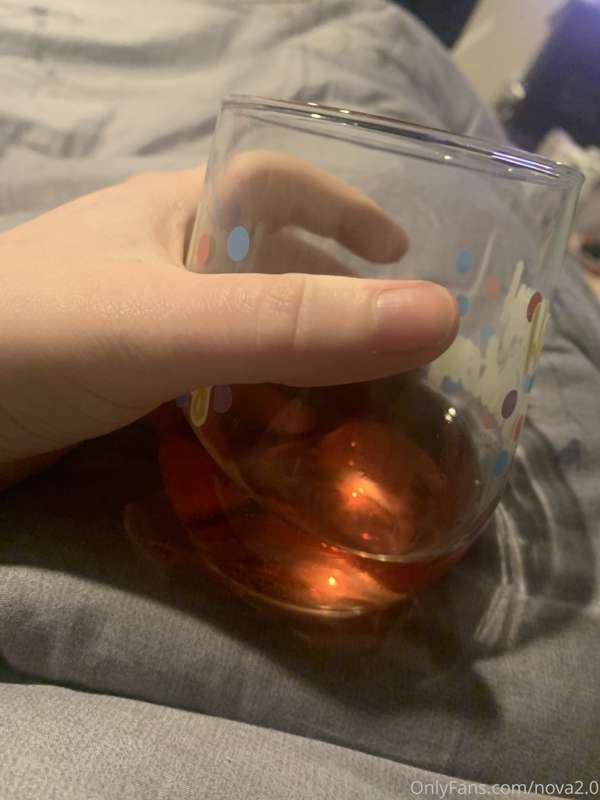 What’s your drink of choice?🍇🍷🍹