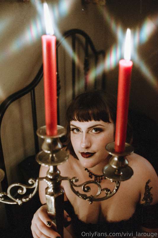 vivi_larouge
