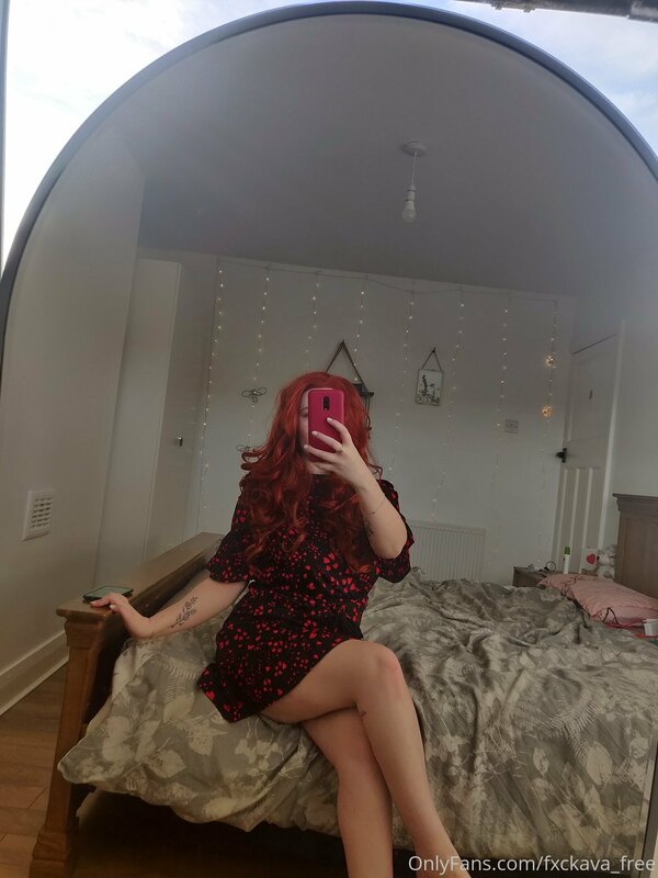 Wanna see what's under my dress? ?