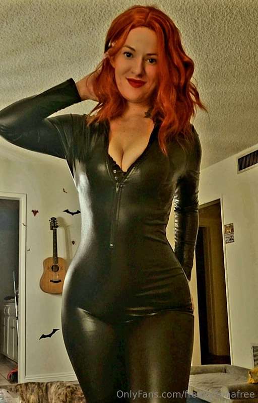 freakyfionafree