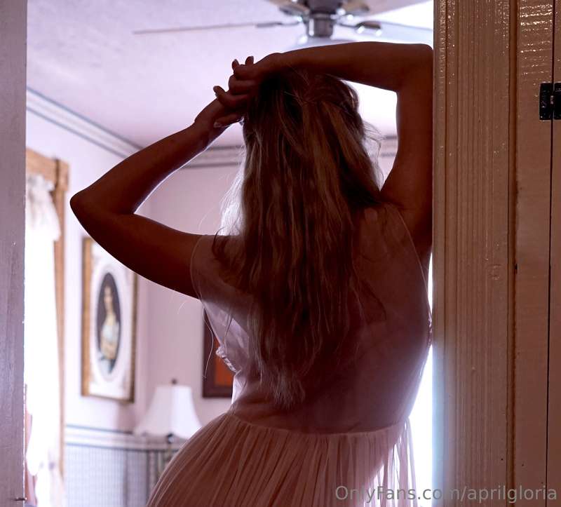 Preview for the Victorian Secret Part 2 that's below this po..