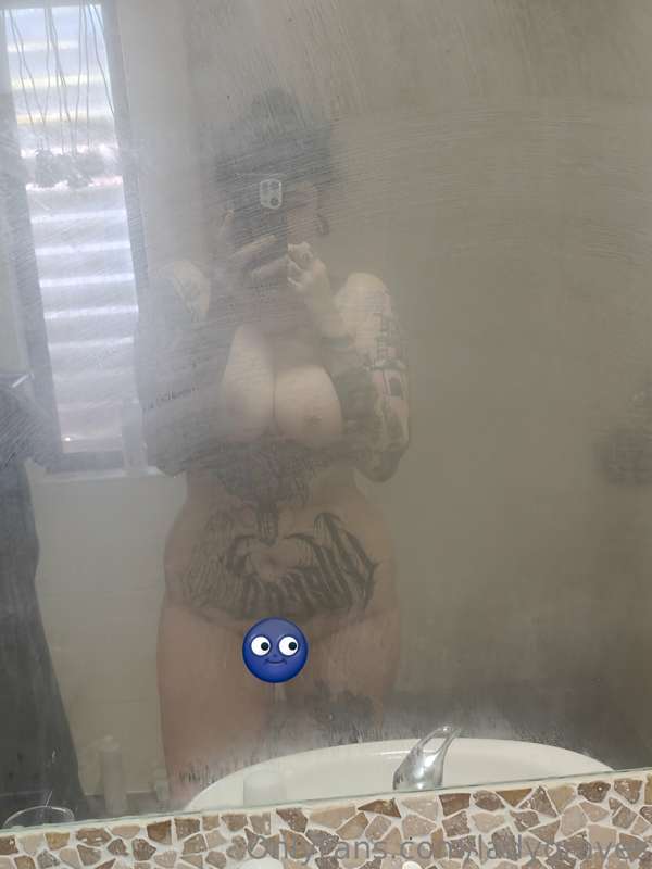👀