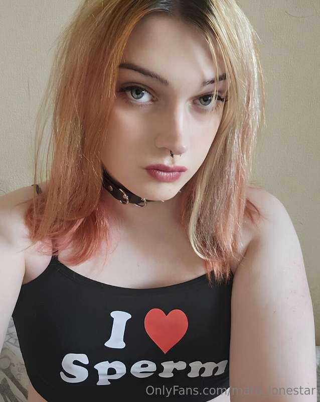 A hot transsexual whore @merlinkitty is ready to fulfill all..