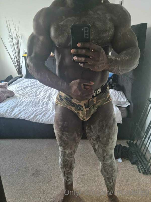 Sub needed to help remove my body hair. I will reward you by..