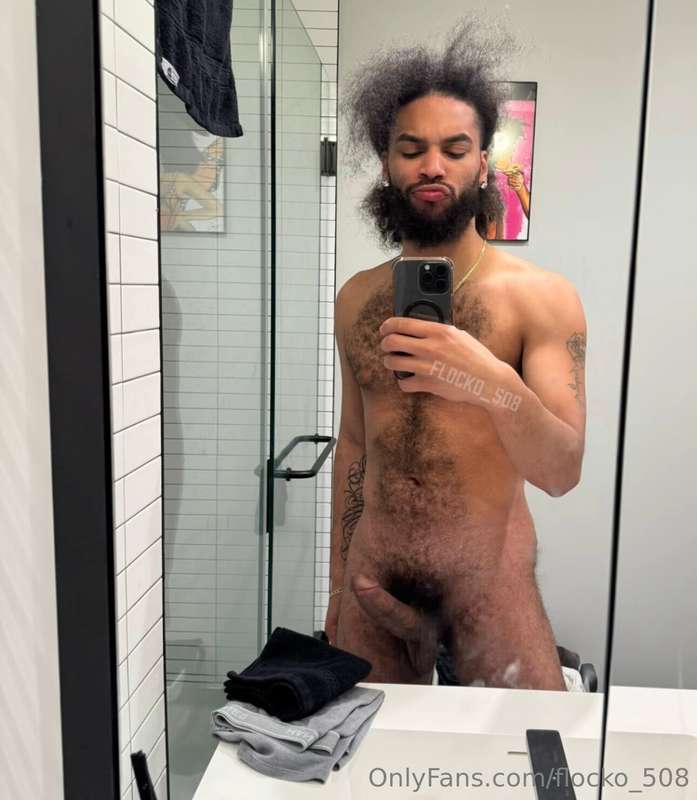 Thick Dick Anyone? 😈🔥