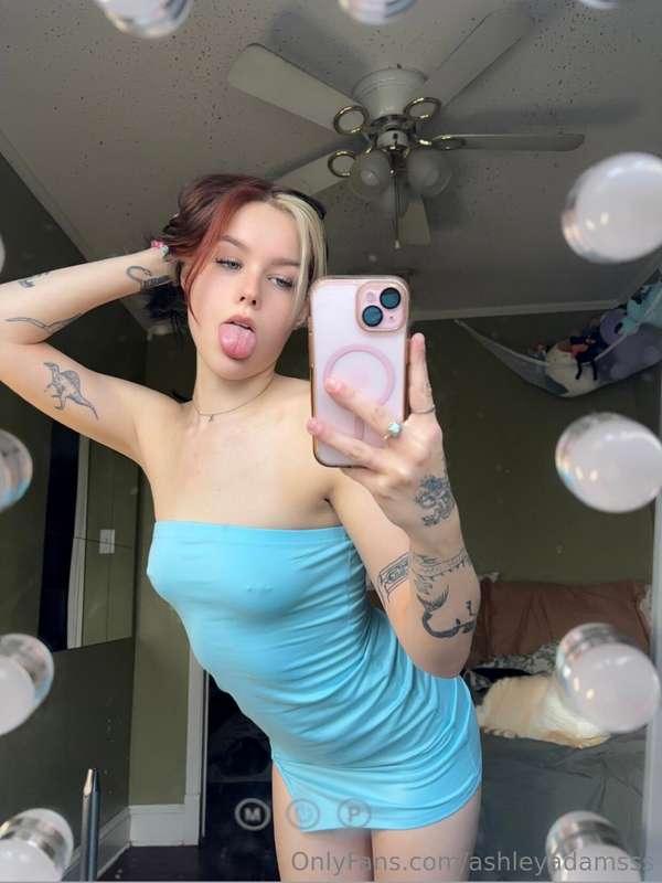 ashleyadamsss