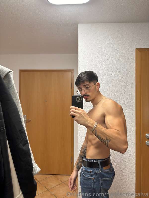 handsomesalva