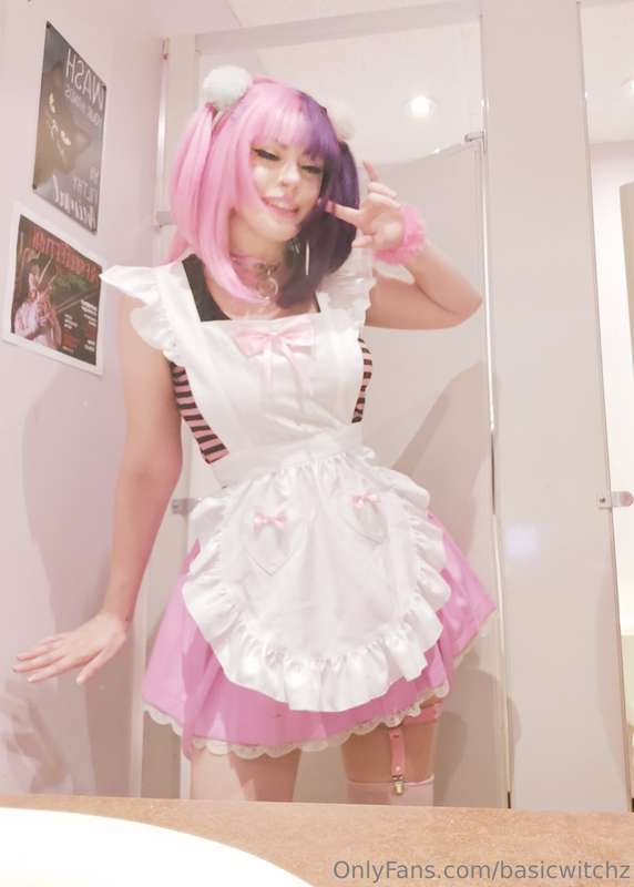 basicwitchz image #0