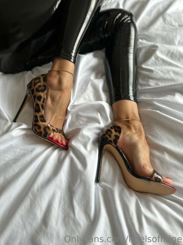 heelsofmine image #2