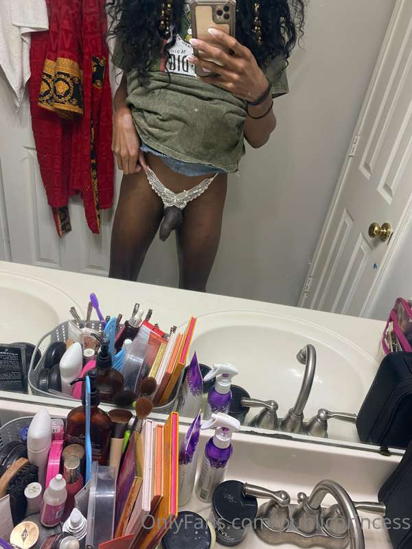 I love these panties! You wanna make my caterpillar turn int..