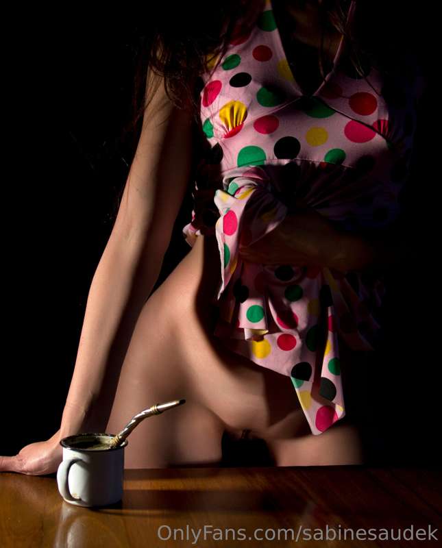 Hello everyone! This morning drinking mate and trying on a c..