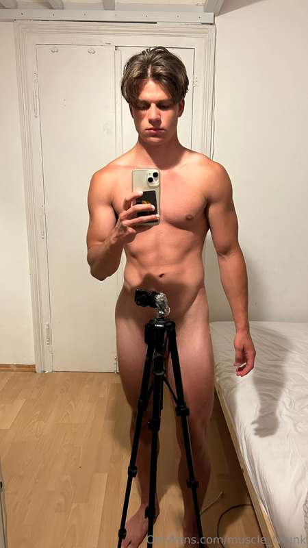 muscle_twunk