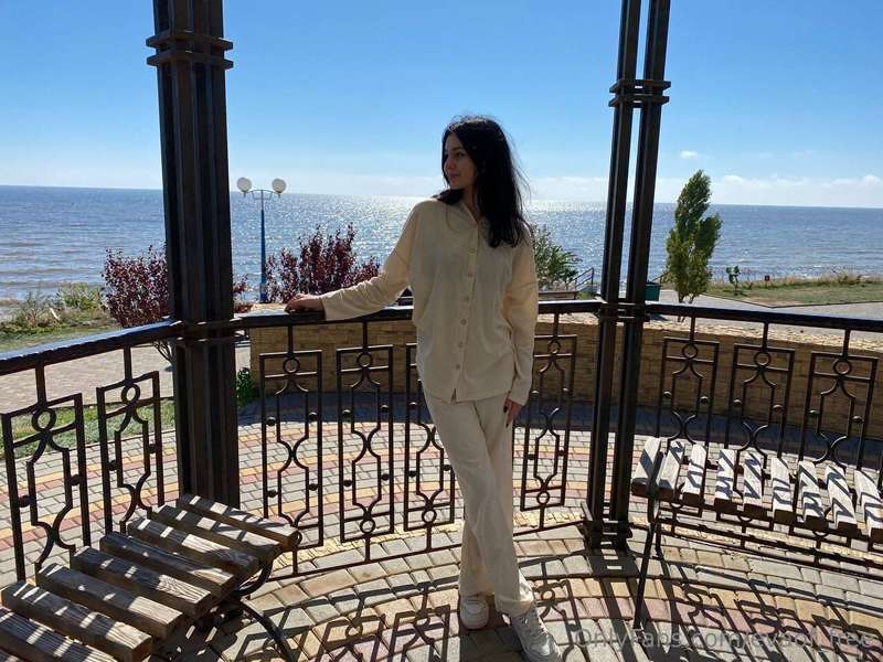 yanova_free