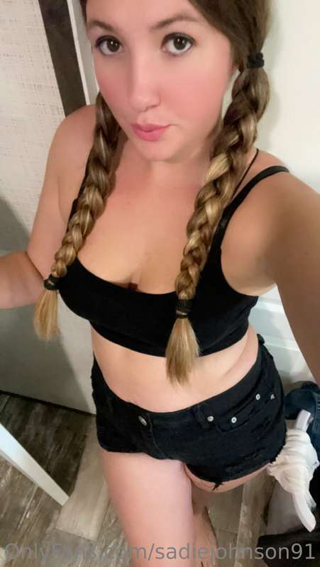 What do you think of my outfit?