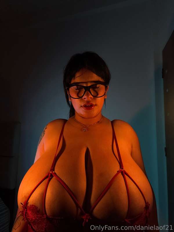 danielaof21