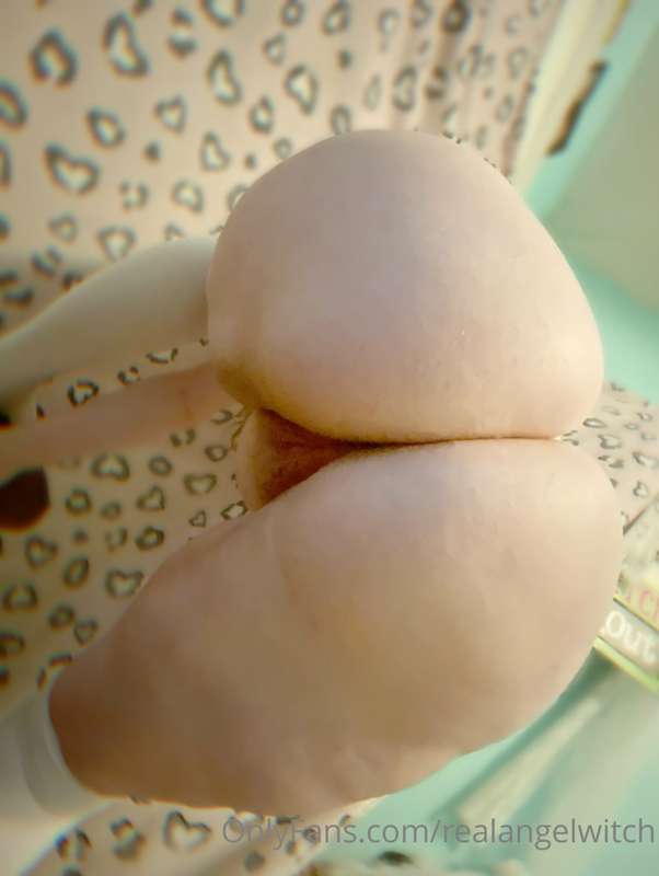 realangelwitch image #9