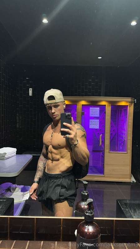 Gotta stay in shape for you x😉https://onlyfans.com/jacksonnt..