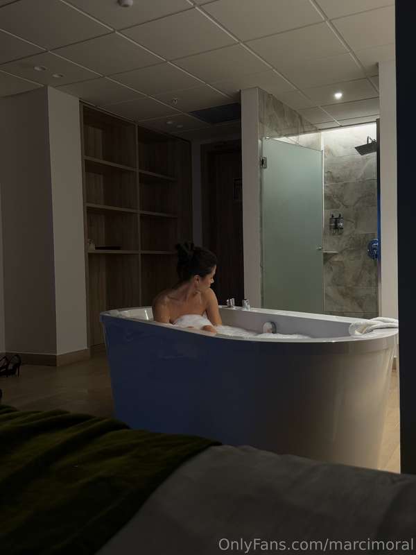 just me in the tub… thinking about you ❤️