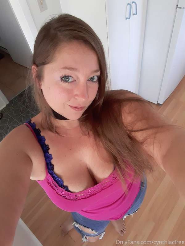 Just me 😊 / Juste moi 😊