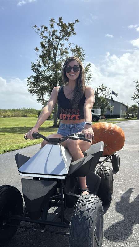 Foto 701 de Bryce Adams en Tocromo