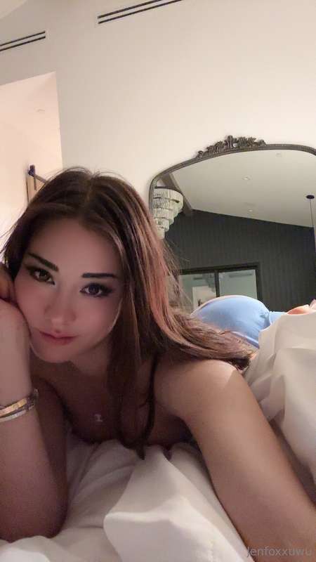 wanna spend your day with me? 😘