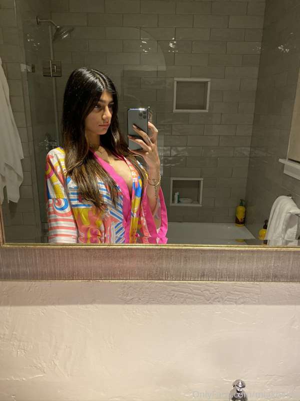 Foto 6 de miakhalifa en Tocromo